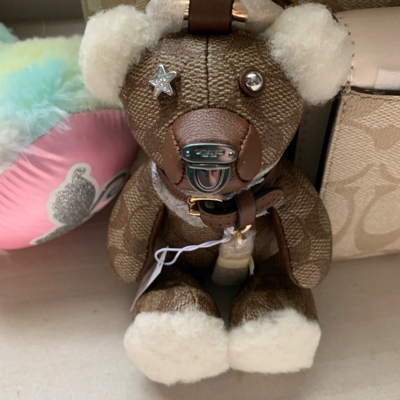 Coach Set - Picture 7 of 10